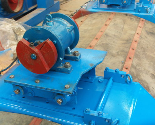 mesh-vibrating siftermotor